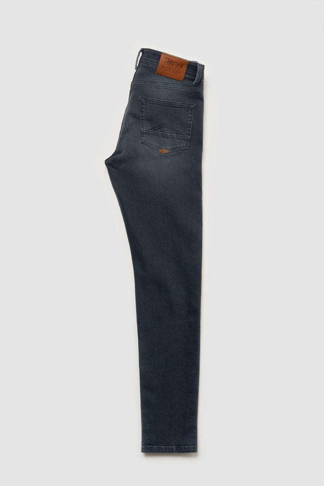MCS Regular taps toelopende gekleurde stretchjeans