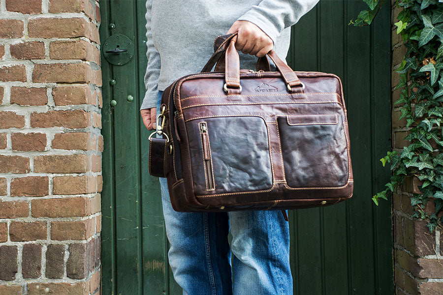 ALPENLEDER  MESSENGER AKTETAS CHIEMSEE